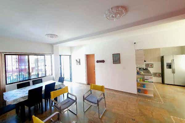 Picture of VICO habitación para estudiantes de UPB y Universidad de Medellín, an apartment and co-living space